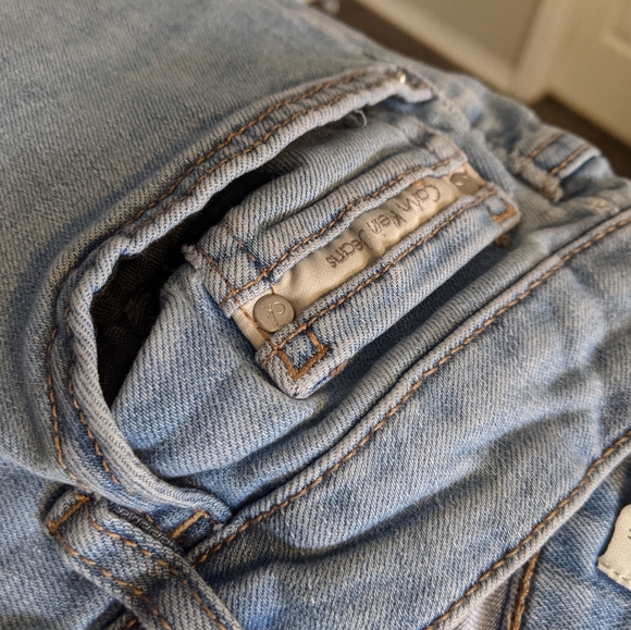 Calvin Klein Light Wash Jeans - Picture 3 of 4
